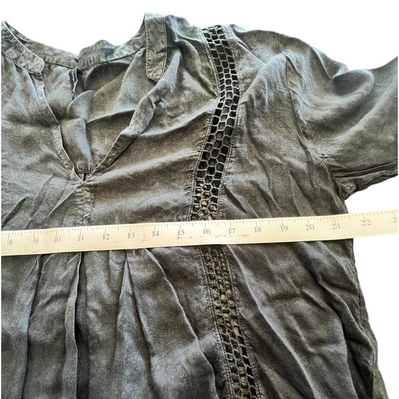 🏷️NWT Riviya Oversized Washed Out Black Eyelet Tunic - Picture 6 of 8